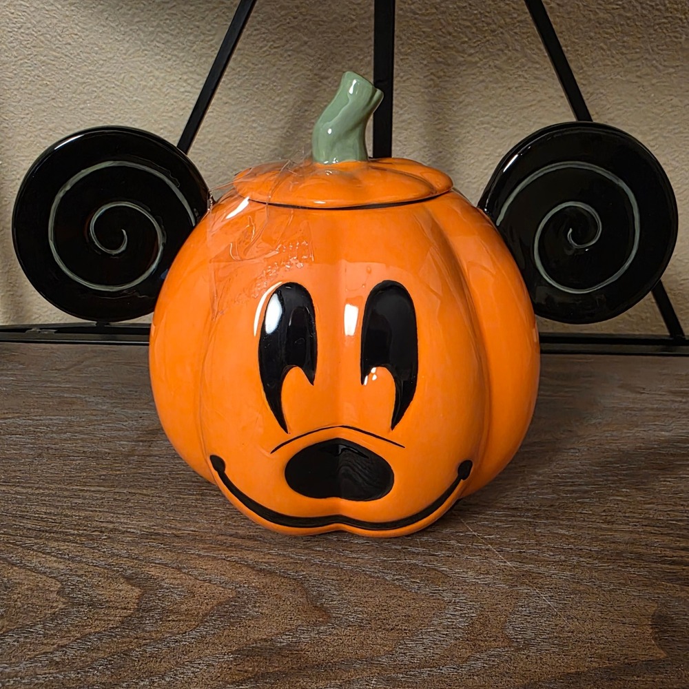 Disney Mickey‎ Mouse Pumpkin Halloween Cookie Jar Ceramic with Lid Holiday Decor